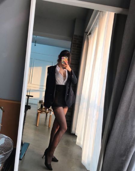 粉嫩一区_BD高清欧美在线观看