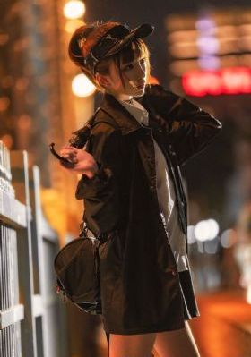 女人张开双腿让男人捅_DVD日本电影免费