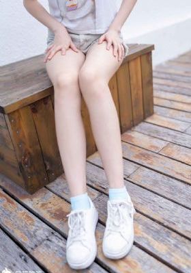 成人亚洲a片v一区二区三区婷婷_1080高清迅雷在线观看