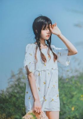 女人喷液在线观看免费_十万网红美女美酱